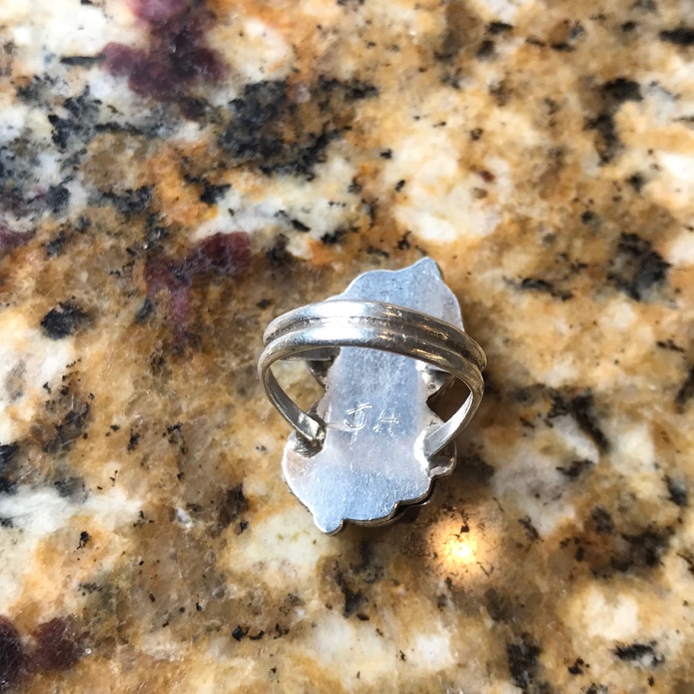 Beautiful Turquoise and Coral Ring - Picture 2 of 3